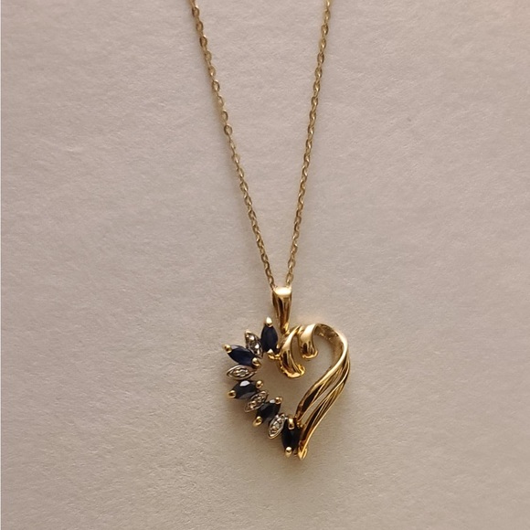 Jewelry - Genuine 10K Yellow Gold Sapphire Heart Necklace